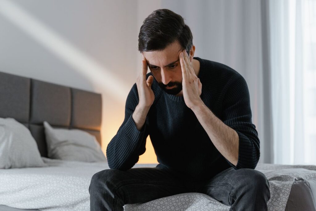high cortisol symptoms in men