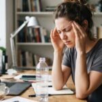 Dehydration headache woman